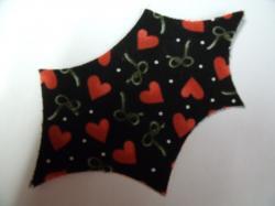 Christmas Holly Laser Cut Appliques (Size: with FUSIBLE - 6"H, Color: Black Hearts & Ribbons)