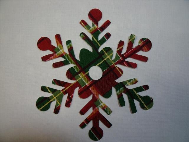 Snowflake Design #4 Laser Cut Appliques (Color: Red & Green Plaid, Size: 4")