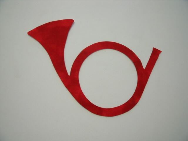 Christmas Horn Laser Cut Appliques (Size: with FUSIBLE - 5"W, Color: Tonal - Red, Direction: Facing left)