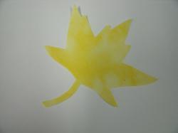 Maple Leaf Laser Cut Appliques (Size: with FUSIBLE - 4"H, Color: Tonal - Pastel Yellow)