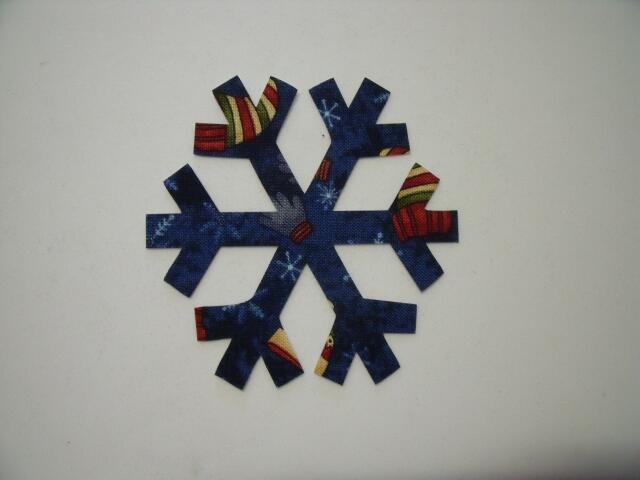 Snowflake Design #2 Laser Cut Appliques (Size: 5, Color: Blue/Hats & Mittens)