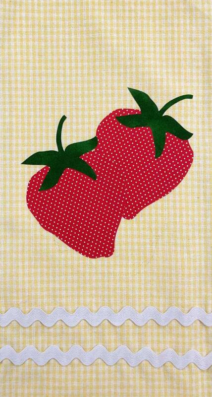 Towel Applique Kit - Strawberry
