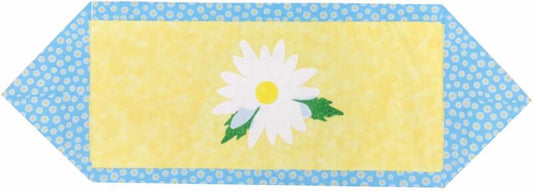 10 Minute Daisy Table Runner