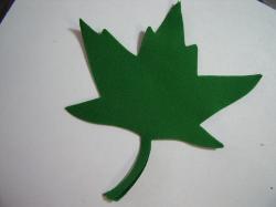 Maple Leaf Laser Cut Appliques (Size: 6"H, Color: Green  )